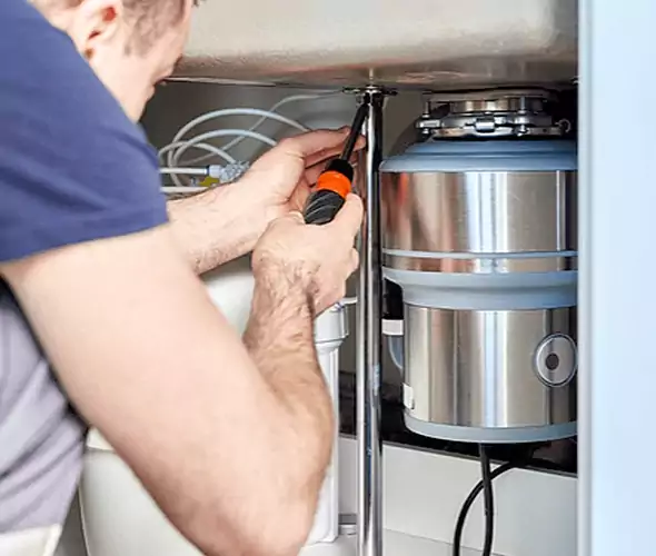 Expert Plumber for Garbage Disposal Replacement in East Patchogue, NY